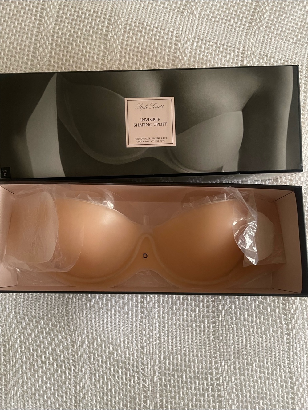 Victoria's Secret Invisible Shaping Uplift Bra - Nude